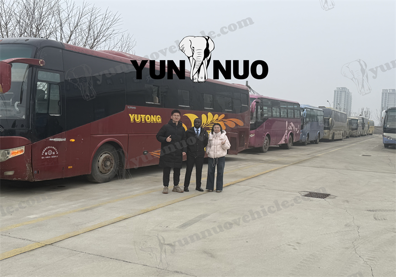 Sierra Leone Clients Visit Shandong Yunnuo to Purchase Used Yutong Coaches副本
