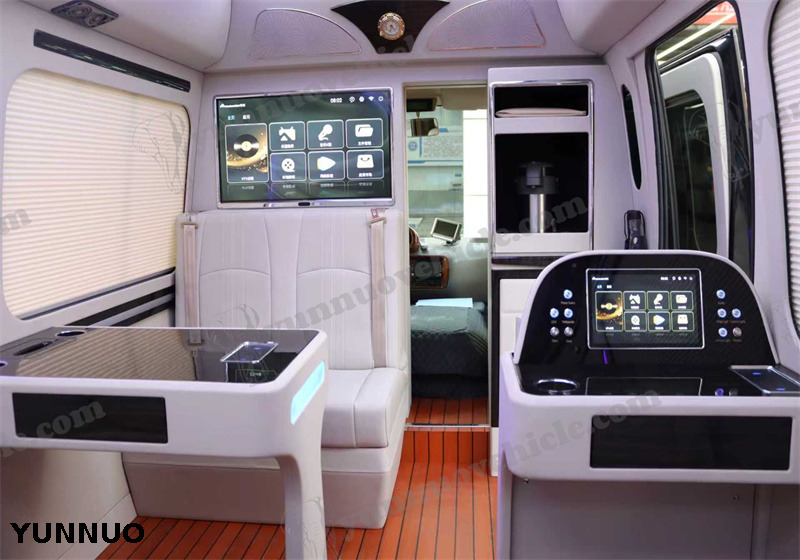 Toyota Coaster Deluxe 20-Seater GRB53L-ZCMEK