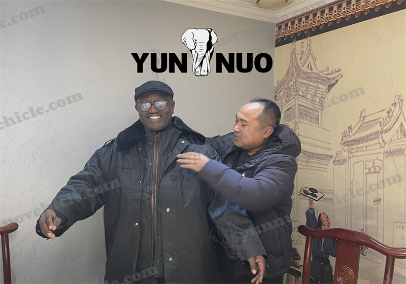  A customer from Ghana purchased a Toyota Coaster equipped with the N041 engine副本