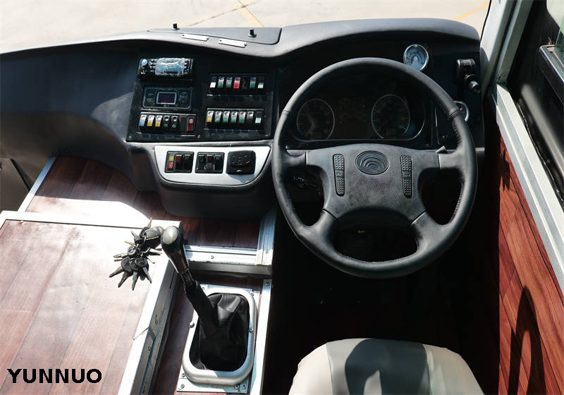 YUTONG Bus right hand drive