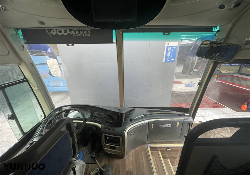 YUTONG Bus 68 Seats