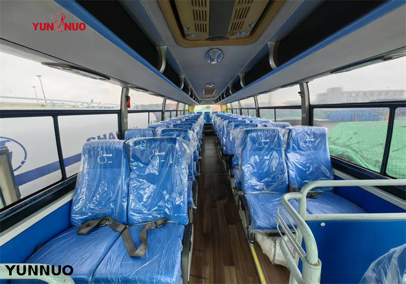 YUTONG BUS 51 Seats