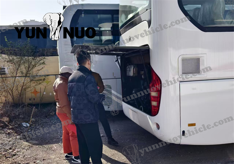 The Cameroonian client inspected Shandong Yunnuo's used Yutong coaches