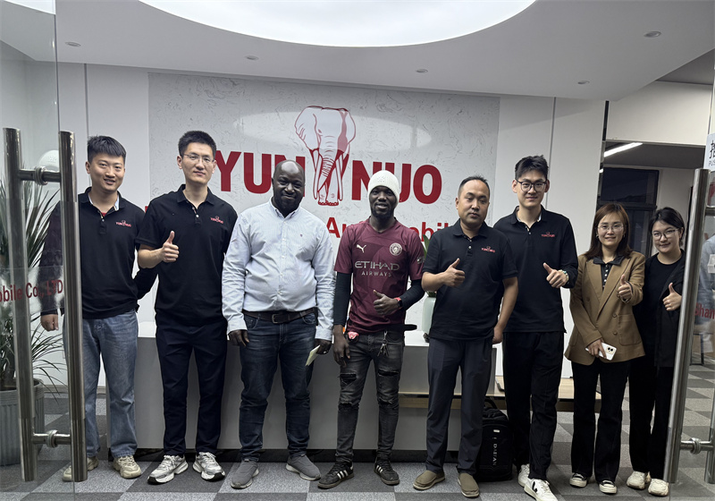 Customers From Burkina Faso Visited Our Company