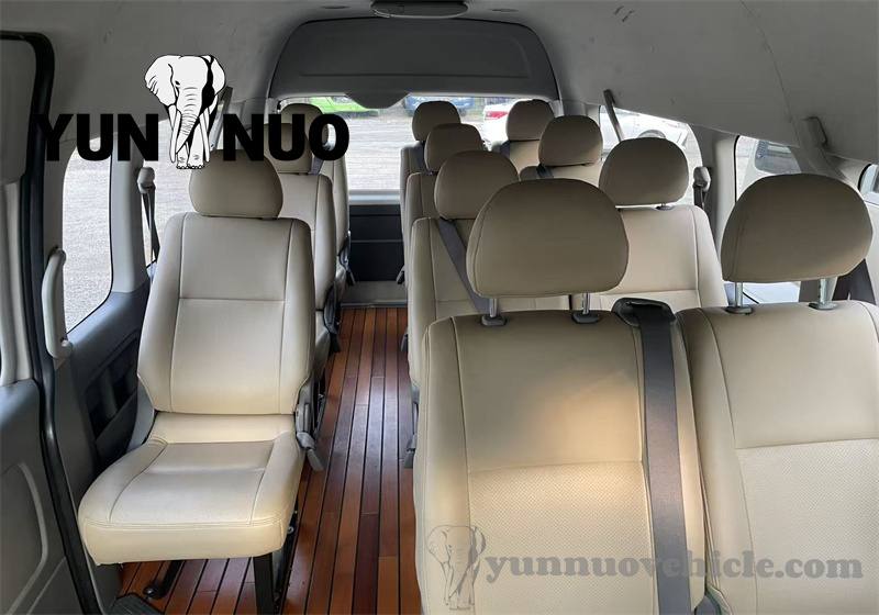 The Toyota Hiace refurbished by Shandong Yunnuo is set to sail soon副本