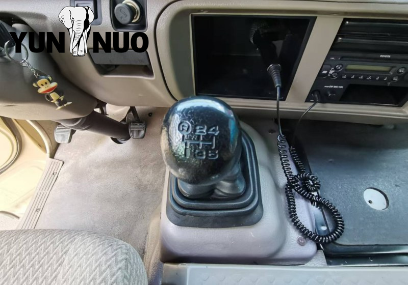 Used Toyota Coaster Bus 11 