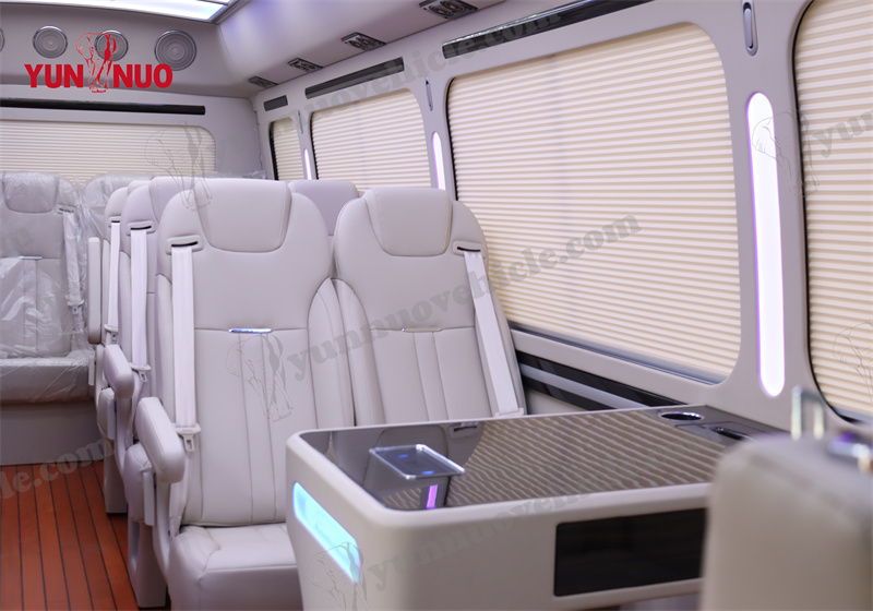  Toyota Coaster Deluxe 20-Seater GRB53L-ZCMEK