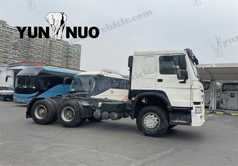 HOWO Tractor Trucks to be Shipped to the Democratic Republic of the Congo