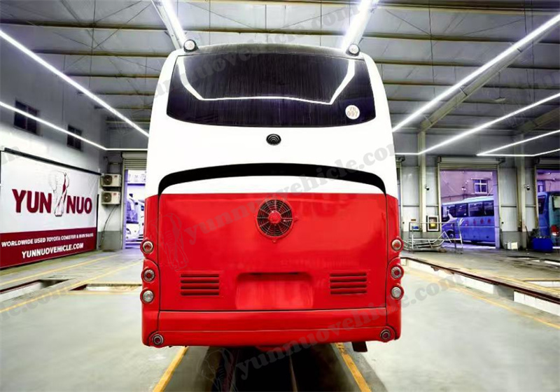 Yutong ZK5170 coach refurbished for Guinean clients