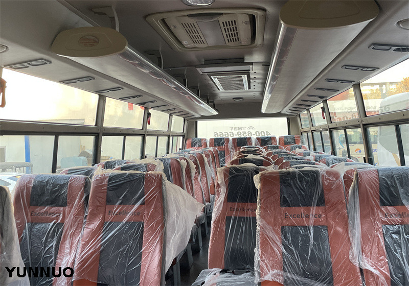 Yutong ZK6932D (Front Engine)