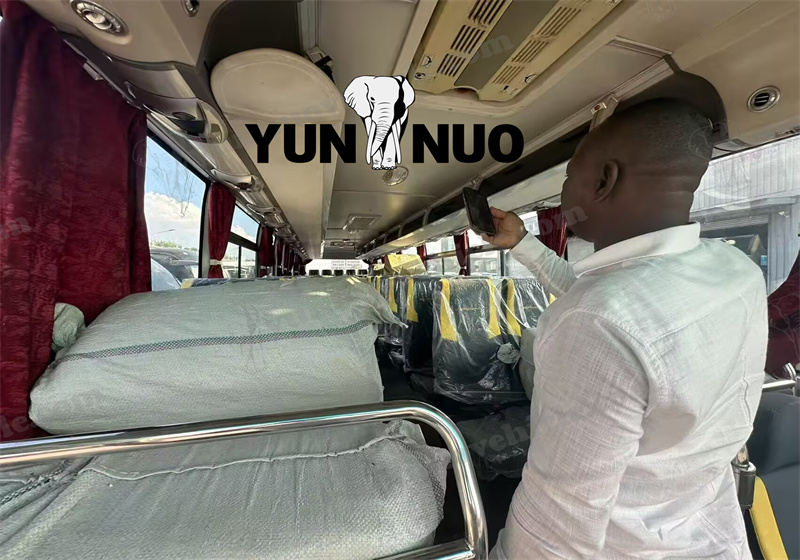 A Burkina‑Faso client ordered two 3TR‑engine buses