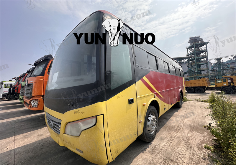 Custom Yutong coach for our Zimbabwe customer has safely reached the port.jpg