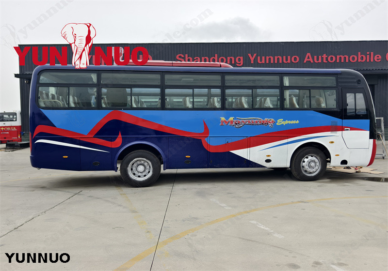 Used Yutong Bus 6932D Diesel Coach Bus