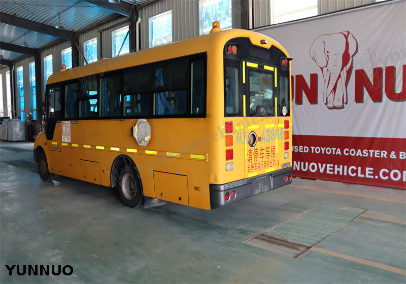 School Bus Yutong ZK6729D